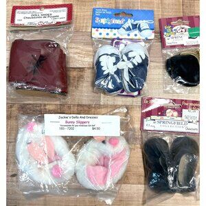 4 Pair Vintage Doll shoes FIBRE CRAFT Springfield Boots White Black & purse Bear